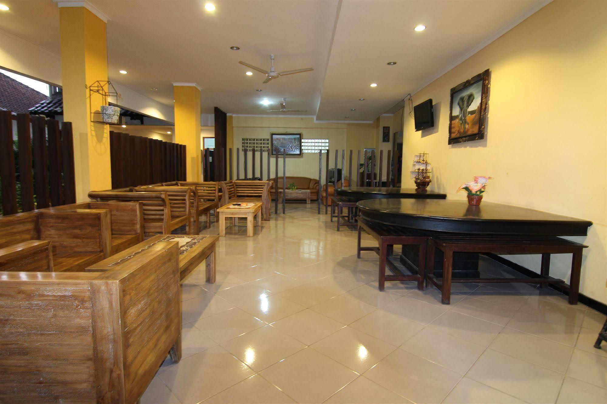 Ct1 Bali Bed & Breakfast Kuta Lombok Kültér fotó