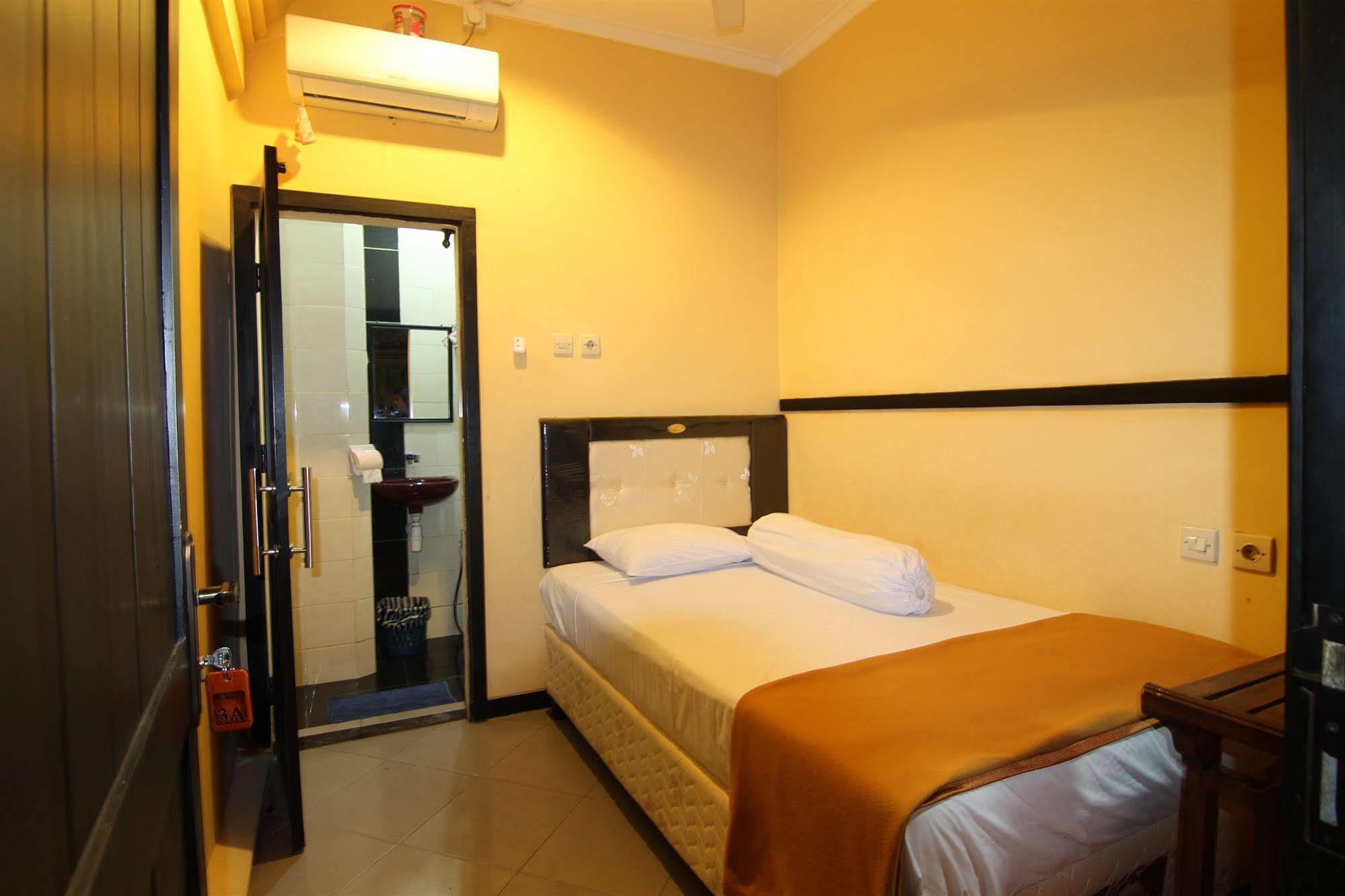 Ct1 Bali Bed & Breakfast Kuta Lombok Kültér fotó